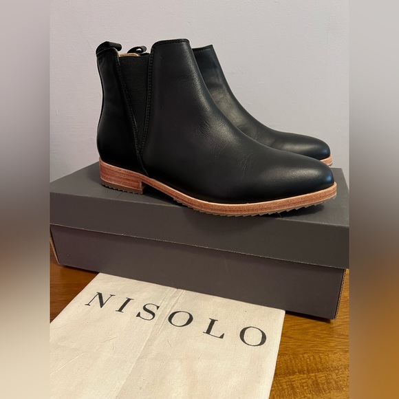 Nisolo Everyday Chelsea Boot Size 8 - Picture 1 of 8